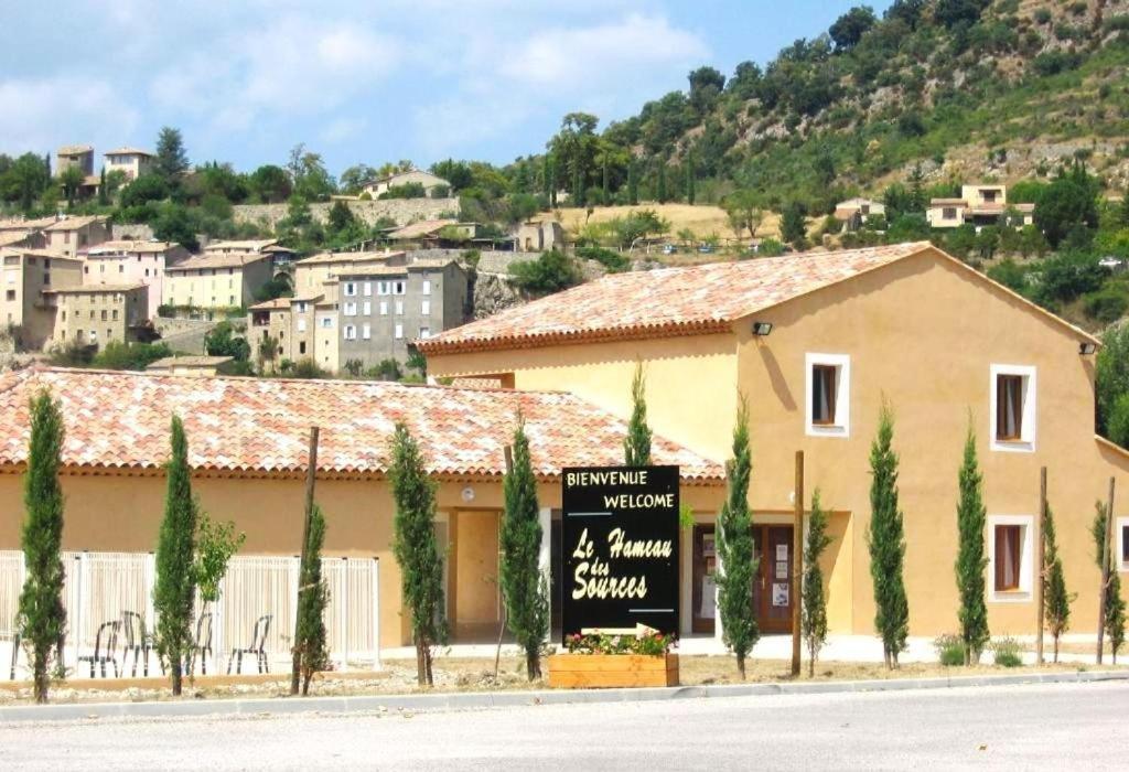 La Tour De Guet Aparthotel Montbrun-les-Bains Buitenkant foto